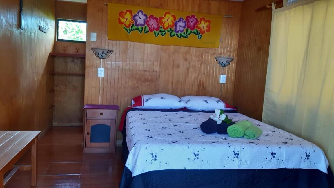 Cabanas & Hostal Tojika Hanga Roa Dış mekan fotoğraf