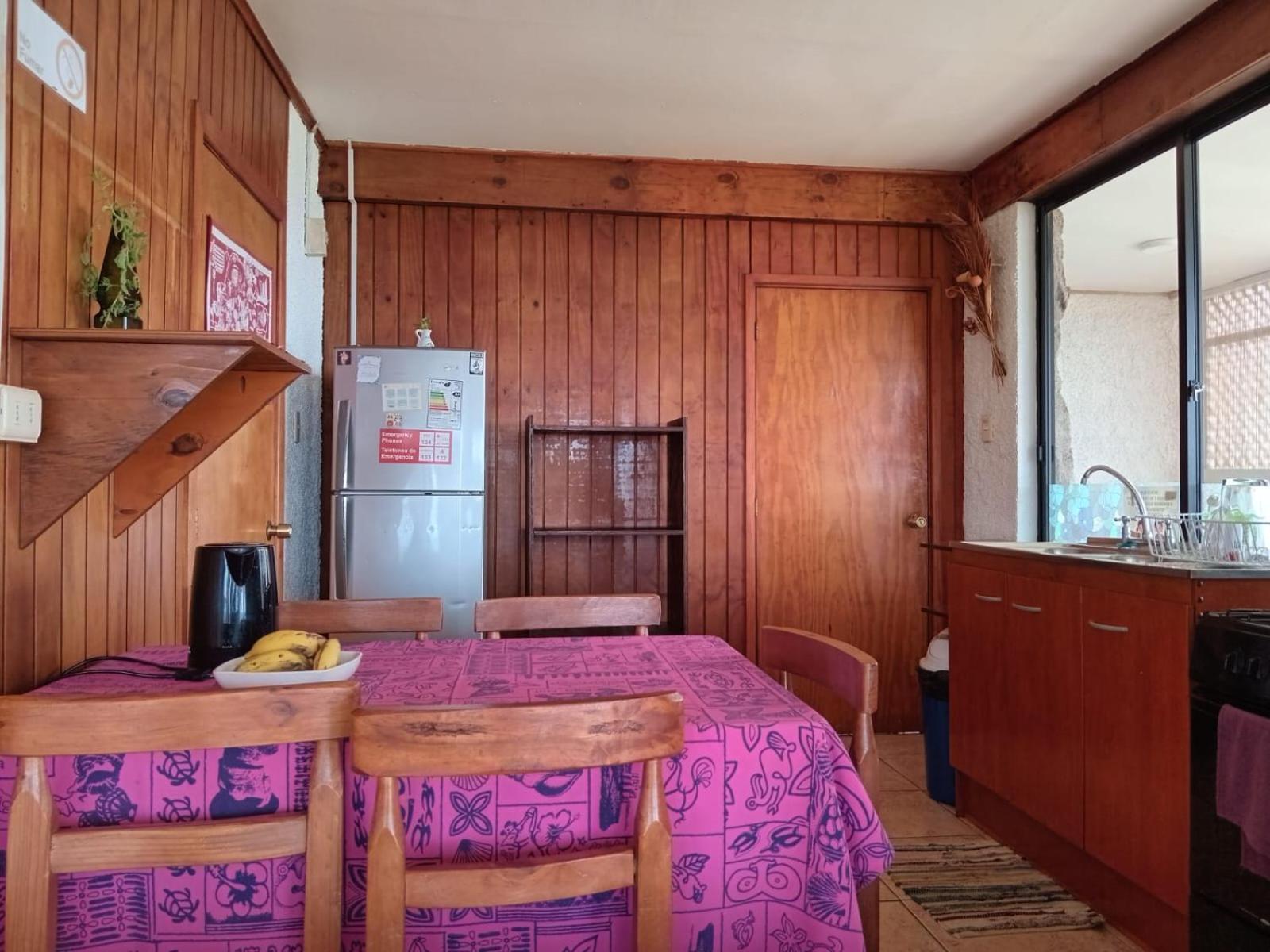 Cabanas & Hostal Tojika Hanga Roa Dış mekan fotoğraf