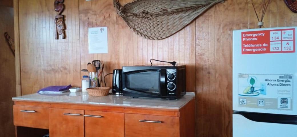 Cabanas & Hostal Tojika Hanga Roa Dış mekan fotoğraf